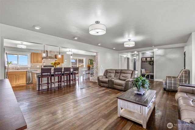 608 H Street SE, Quincy, WA 98848