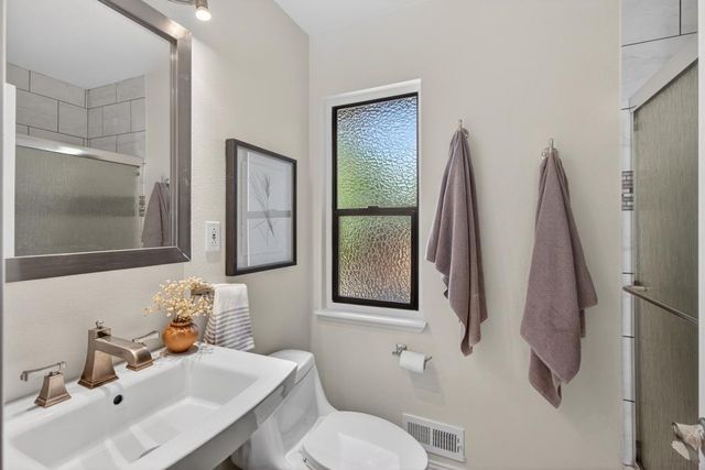 3937 Orangewood Dr, Fair Oaks, CA 95628