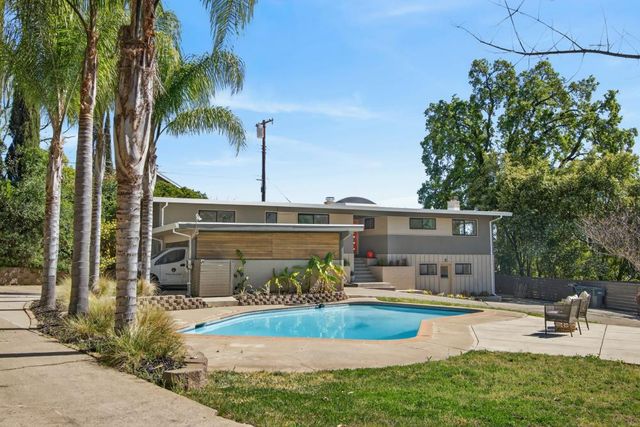 3937 Orangewood Dr, Fair Oaks, CA 95628