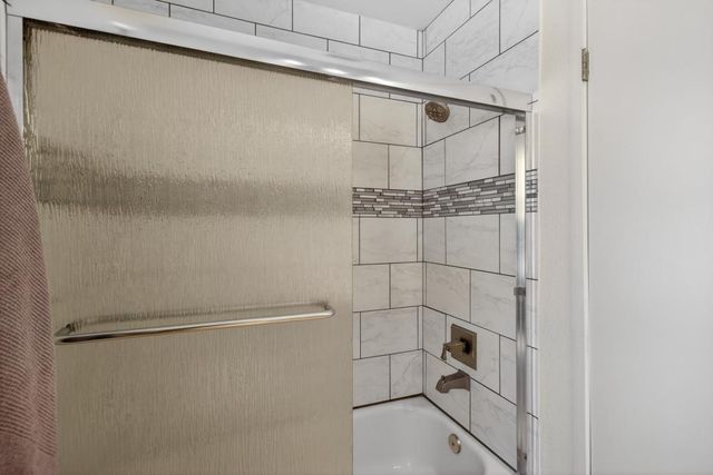 3937 Orangewood Dr, Fair Oaks, CA 95628