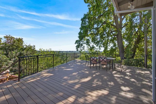 3937 Orangewood Dr, Fair Oaks, CA 95628