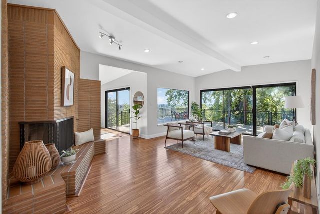 3937 Orangewood Dr, Fair Oaks, CA 95628