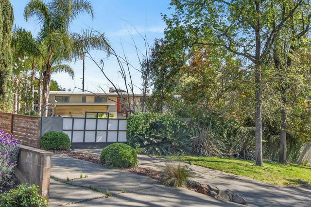 3937 Orangewood Dr, Fair Oaks, CA 95628