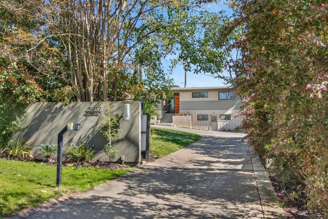 3937 Orangewood Dr, Fair Oaks, CA 95628