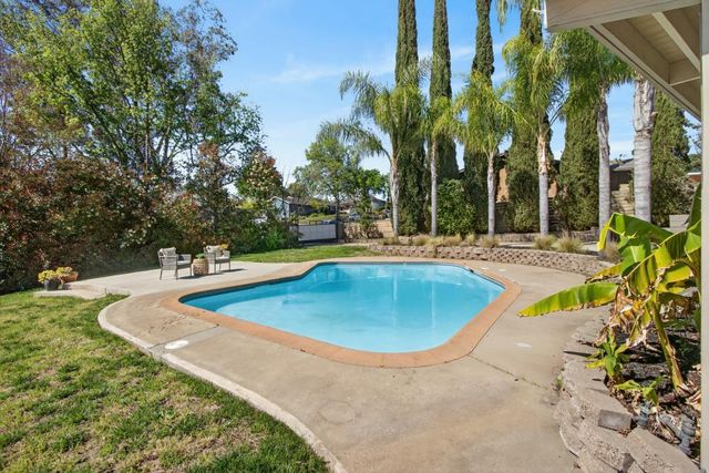 3937 Orangewood Dr, Fair Oaks, CA 95628