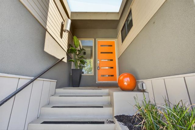 3937 Orangewood Dr, Fair Oaks, CA 95628