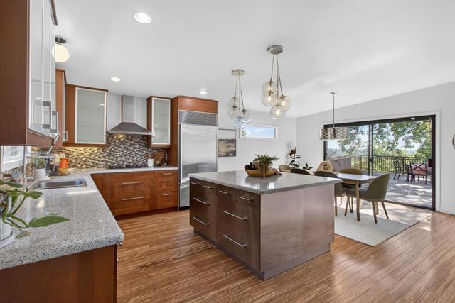 3937 Orangewood Dr, Fair Oaks, CA 95628