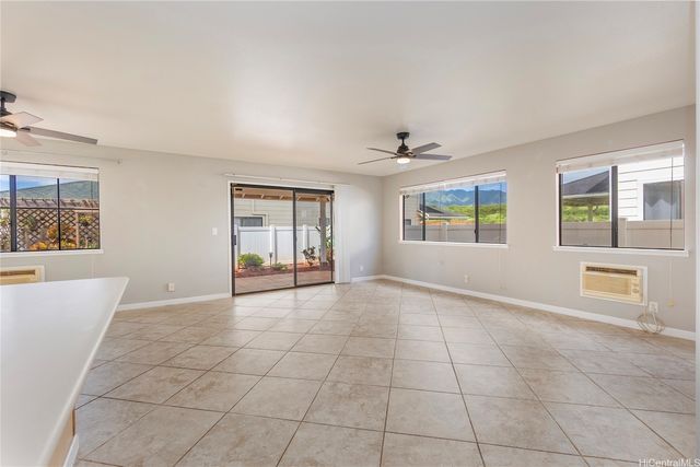 94-1018 Kalulu Loop, Waipahu, HI 96797