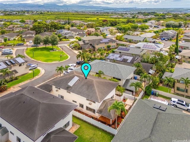 94-1018 Kalulu Loop, Waipahu, HI 96797