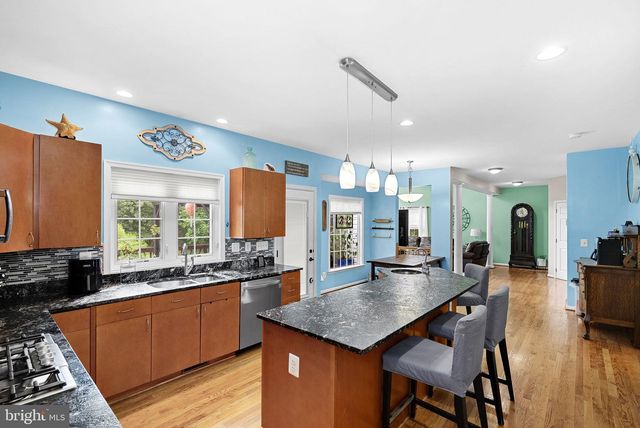 10308 GODWIN DR, Manassas, VA 20110