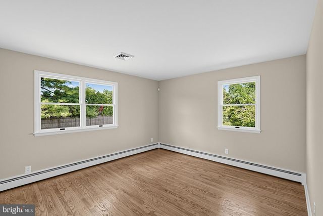 61 BERLIN CROSS KEYS RD, Sewell, NJ 08080
