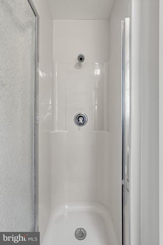 61 BERLIN CROSS KEYS RD, Sewell, NJ 08080