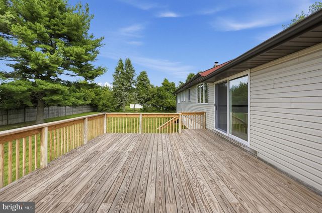 61 BERLIN CROSS KEYS RD, Sewell, NJ 08080