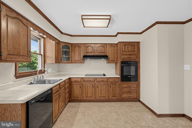 61 BERLIN CROSS KEYS RD, Sewell, NJ 08080