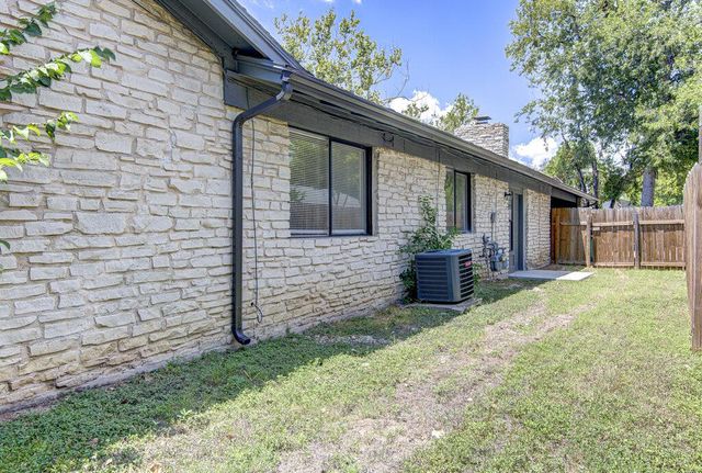 5703 Gloucester LN A, Austin, TX 78723