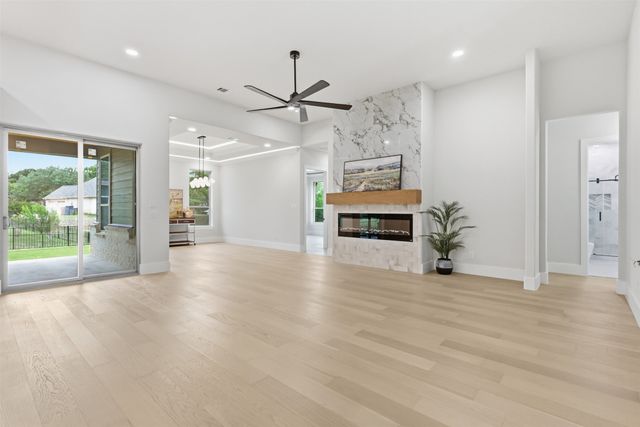 7016 Westover Drive, Granbury, TX 76049