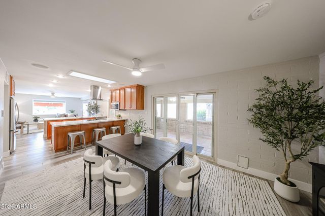 1202 E ALICE Avenue, Phoenix, AZ 85020