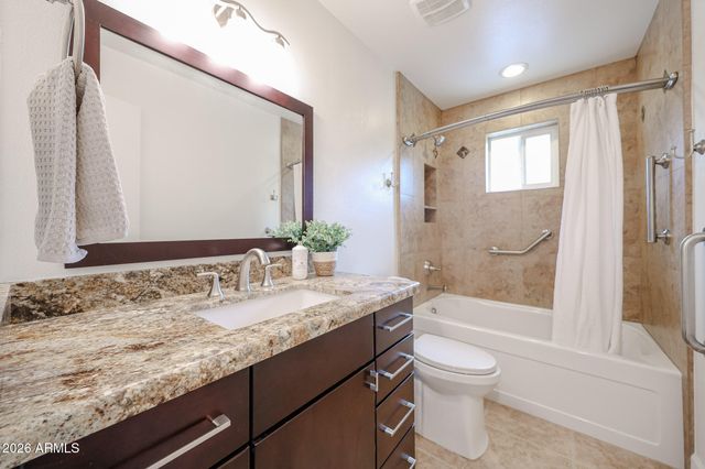 1202 E ALICE Avenue, Phoenix, AZ 85020