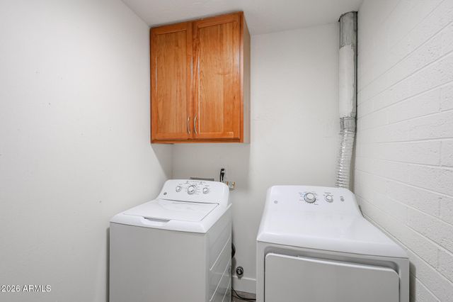 1202 E ALICE Avenue, Phoenix, AZ 85020