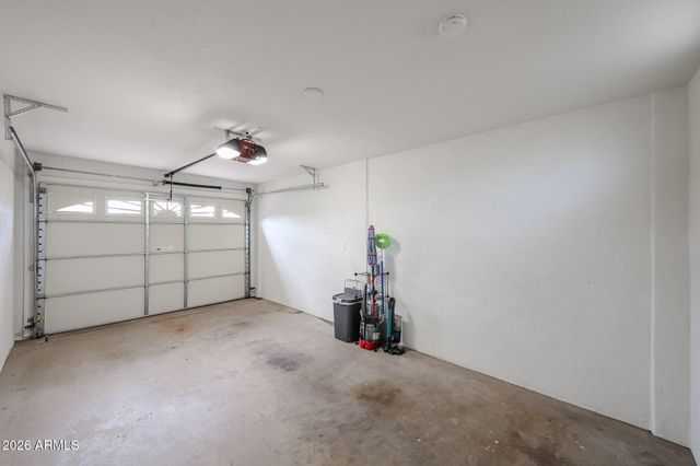 1202 E ALICE Avenue, Phoenix, AZ 85020
