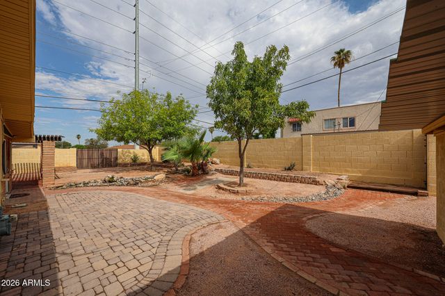 1202 E ALICE Avenue, Phoenix, AZ 85020