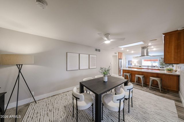 1202 E ALICE Avenue, Phoenix, AZ 85020