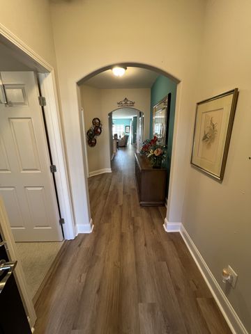 863 Meadowcrest Way, Lebanon, TN 37090