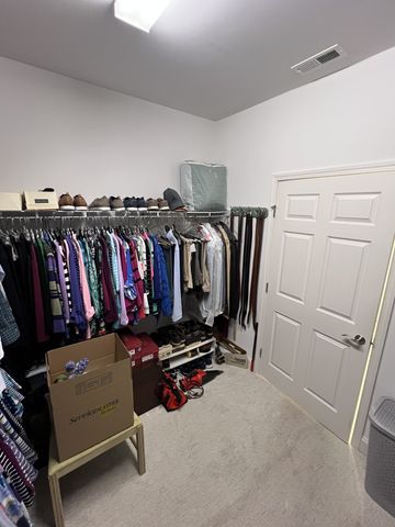 863 Meadowcrest Way, Lebanon, TN 37090