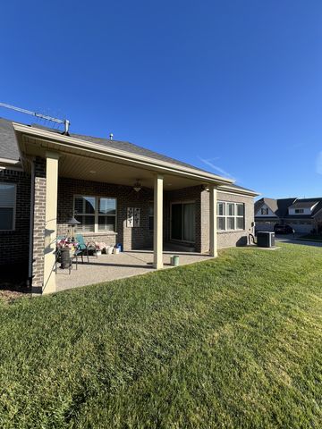 863 Meadowcrest Way, Lebanon, TN 37090