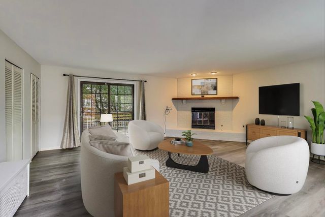 1001 Elgin Avenue, Forest Park, IL 60130