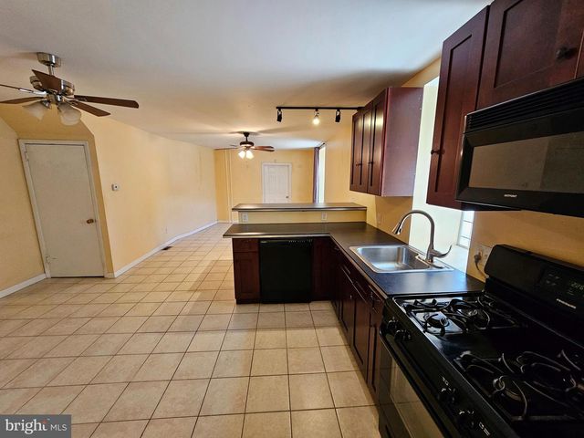 6500 RIDGE AVE #1, Philadelphia, PA 19128
