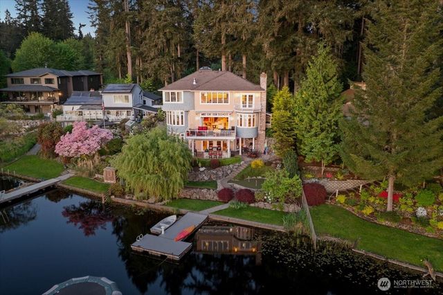 17319 191st Avenue NE, Woodinville, WA 98072