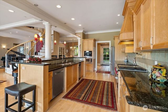 17319 191st Avenue NE, Woodinville, WA 98072