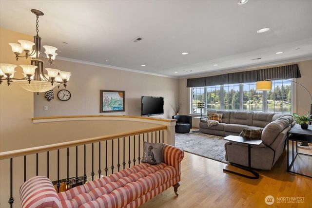 17319 191st Avenue NE, Woodinville, WA 98072