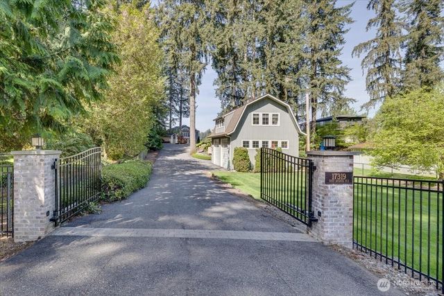 17319 191st Avenue NE, Woodinville, WA 98072