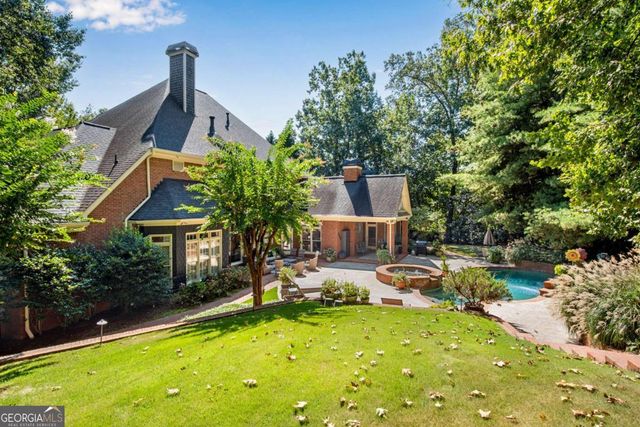 5950 Long Island Drive NW, Atlanta, GA 30328