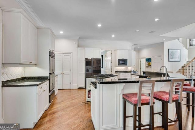 5950 Long Island Drive NW, Atlanta, GA 30328