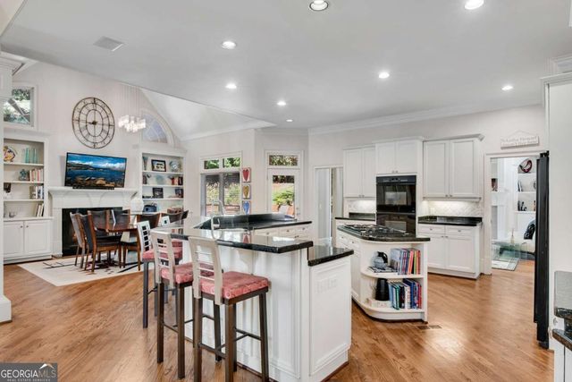 5950 Long Island Drive NW, Atlanta, GA 30328