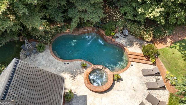 5950 Long Island Drive NW, Atlanta, GA 30328