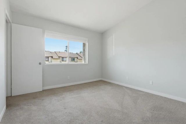 5130 N River Rd Unit B, Oceanside, CA 92057