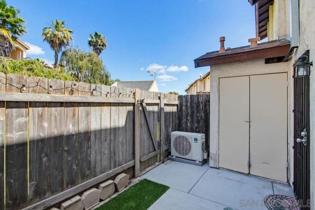 5130 N River Rd Unit B, Oceanside, CA 92057
