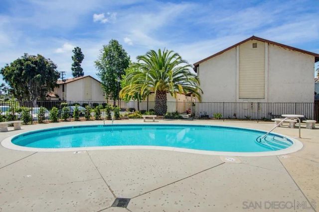 5130 N River Rd Unit B, Oceanside, CA 92057