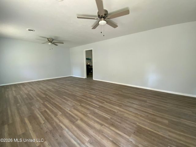 1210 Wooddell Drive, Jackson, MS 39212