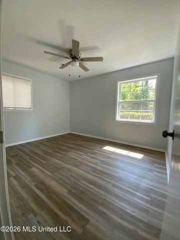 1210 Wooddell Drive, Jackson, MS 39212