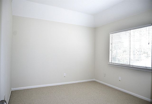 218 Heathbrook Lane, Houston, TX 77094