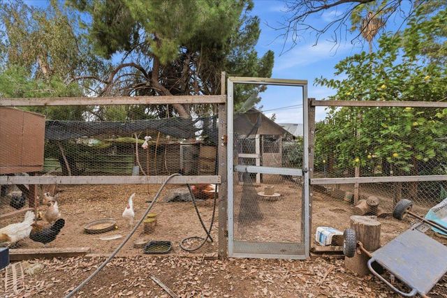 3902 ARCH Rd, Stockton, CA 95215