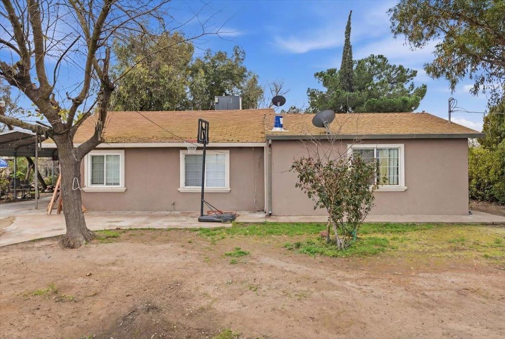 3902 ARCH Rd, Stockton, CA 95215