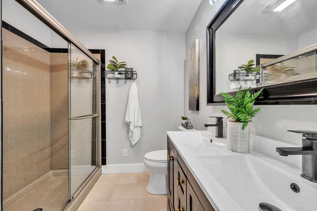 7803 Middle Valley Road, Hixson, TN 37343