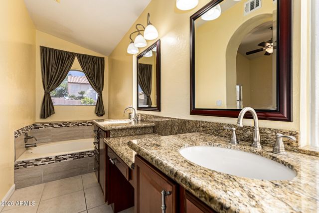 4621 W OAKLAND Street, Chandler, AZ 85226