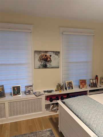 71 Longview Avenue, White Plains, NY 10605